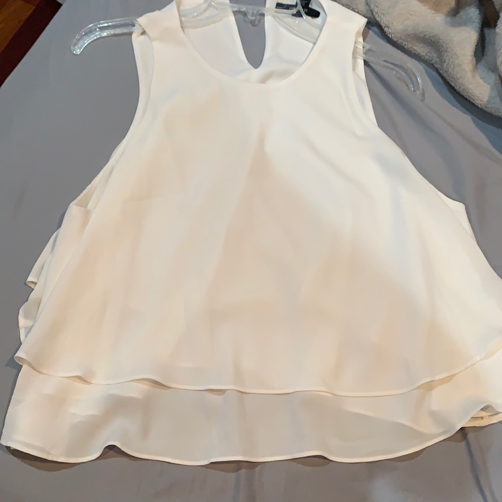 Never worn forever 21 top